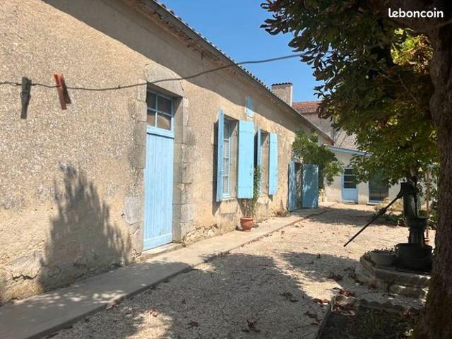 Maison 18 pièces 393 m²