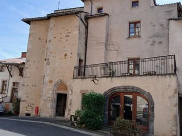 Maison 18 pièces 326 m²