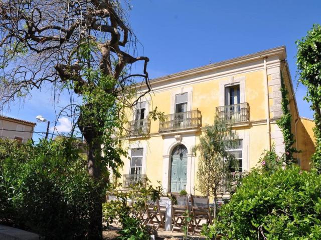 Maison 18 pièces 430 m²