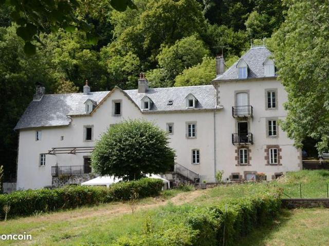 Maison 18 pièces 504 m²