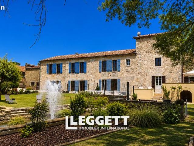 Maison 18 pièces 659 m²