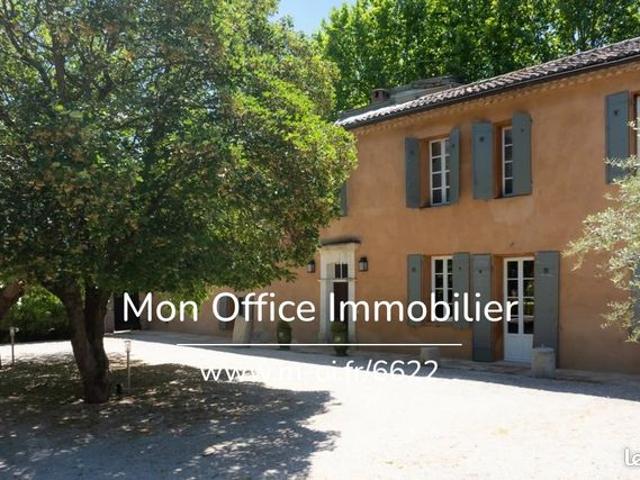 Maison 18 pièces 630 m²