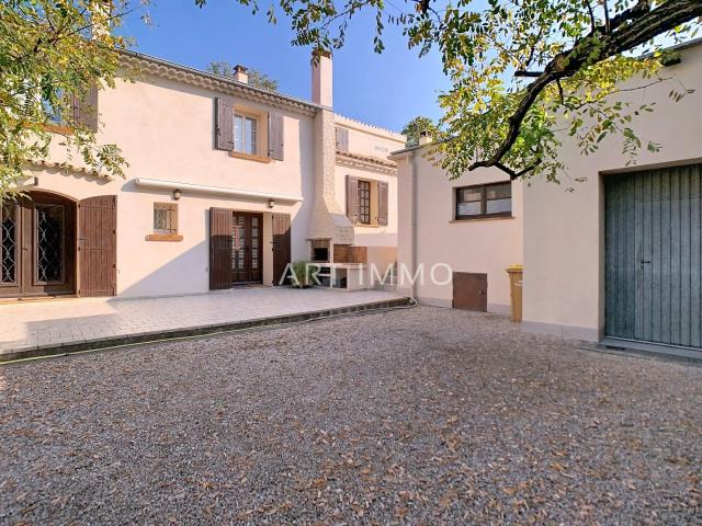 Maison 194m² Taillades
