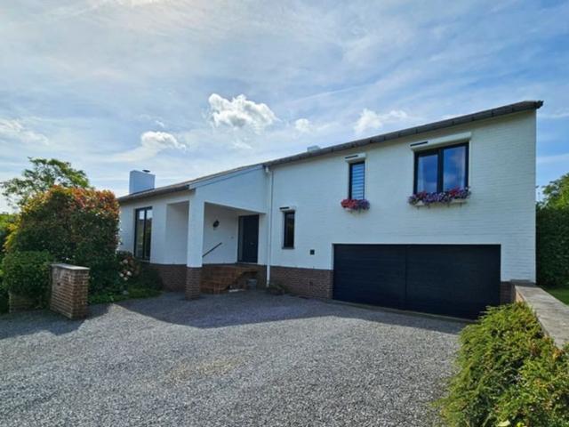 Maison 195 m² 3 Ch à vendre à Ottignies Louvain la Neuve
