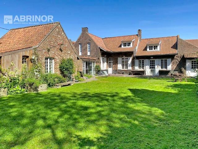 Maison 197 m2 Avelin