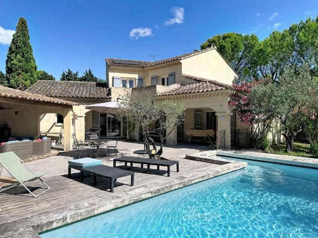 Maison 197 m²