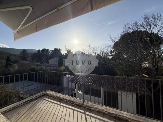 MAISON 190 M² sur 2000m² de terrain, piscine et garage