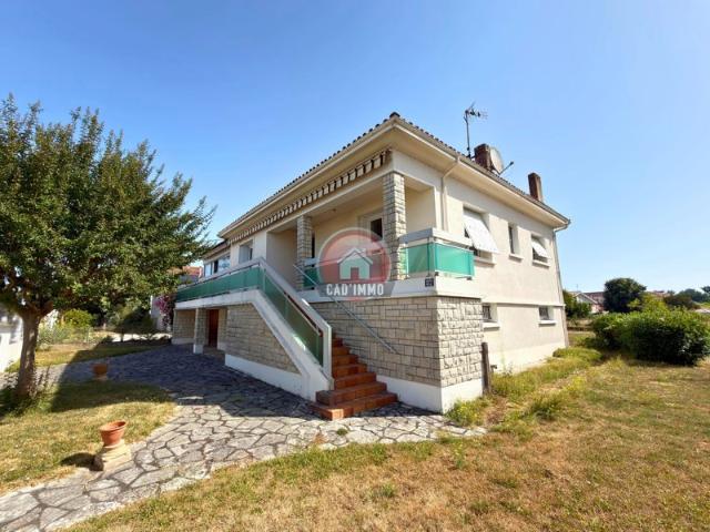 Maison 190m² habitable, 4ch, jardin, proche commerces Bergerac