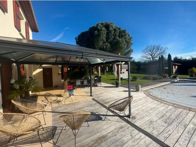 Maison 192 M2 Dompierre sur Veyle Piscine