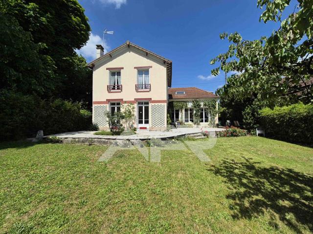 Maison 192 m2 8 pièces