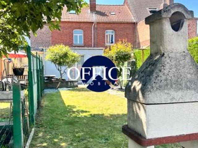 Maison 1930 en briques 4 Chambres – 90 m² – Jardin – Fort potentiel – Lens