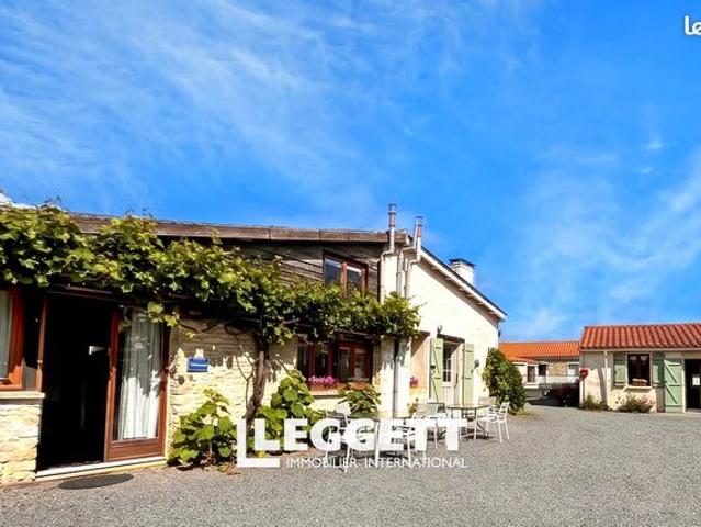 Maison 19 pièces 349 m²
