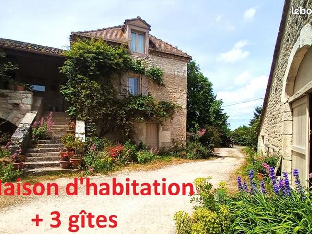 Maison 19 pièces 440 m²