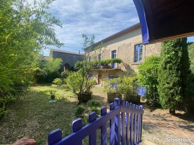 Maison 19 pièces 488 m²