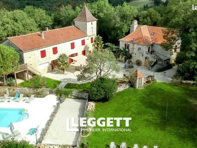 Maison 19 pièces 432 m²