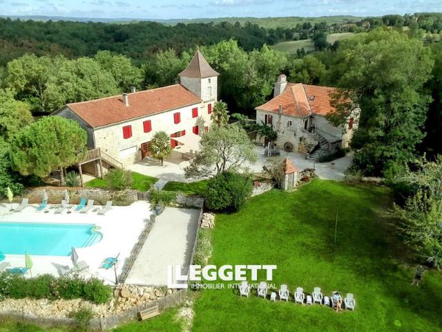 Maison 19 pièces 432 m²