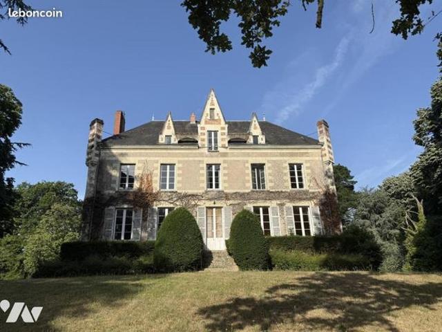 Maison 19 pièces 551 m²