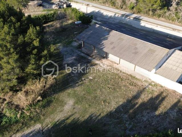 Maison 1 pièce 400 m²