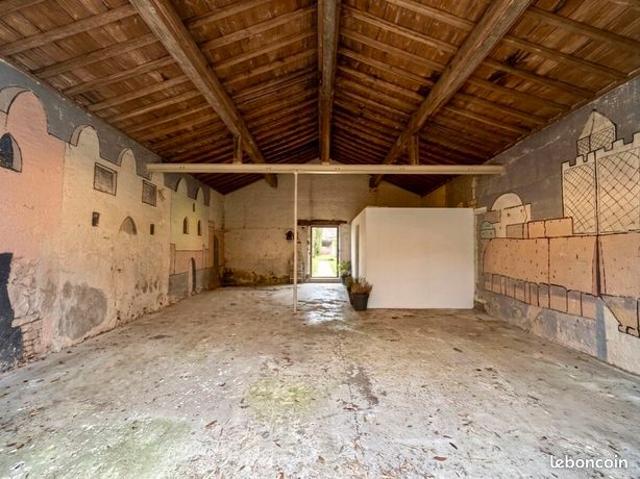 Maison 1 pièce 83 m²