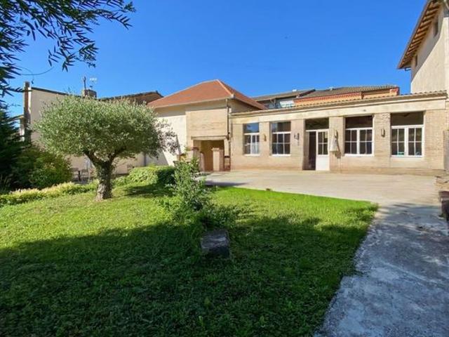 Maison 1 pièce 85 m²