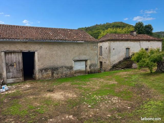 Maison 1 pièce 100 m²