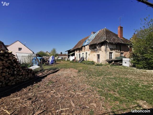 Maison 1 pièce 100 m²