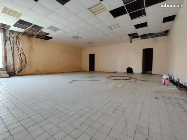 Maison 1 pièce 102 m²