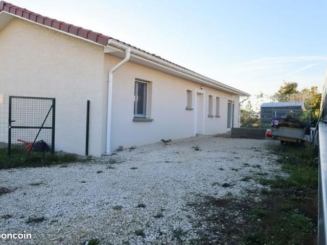 Maison 1 pièce 102 m²