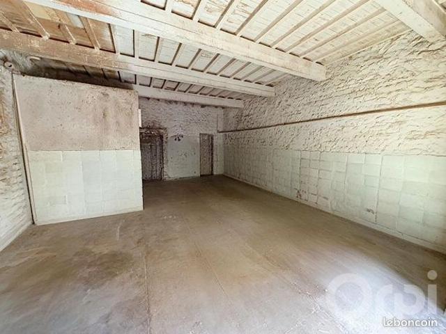 Maison 1 pièce 105 m²