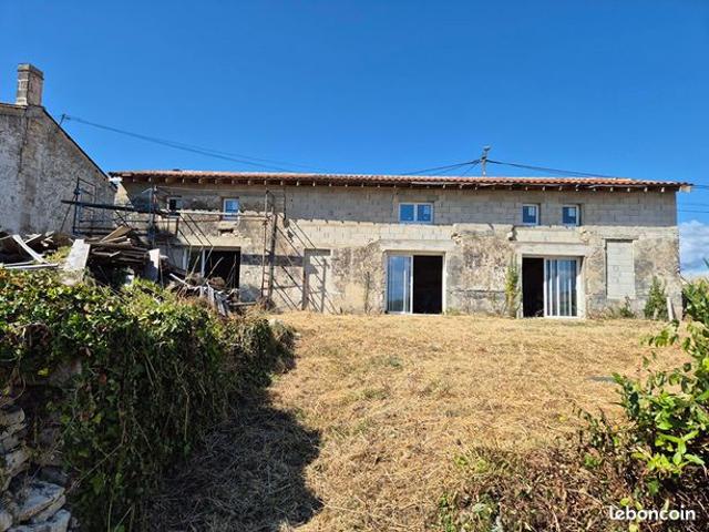 Maison 1 pièce 108 m²