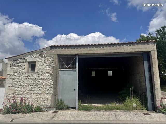 Maison 1 pièce 113 m²