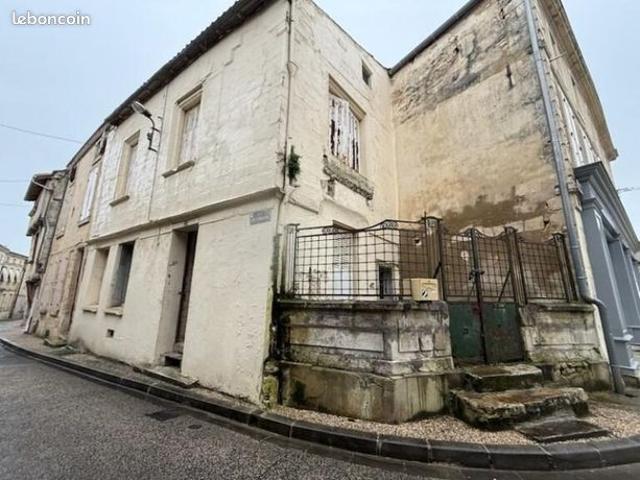 Maison 1 pièce 120 m²