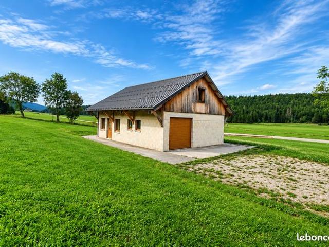 Maison 1 pièce 130 m²