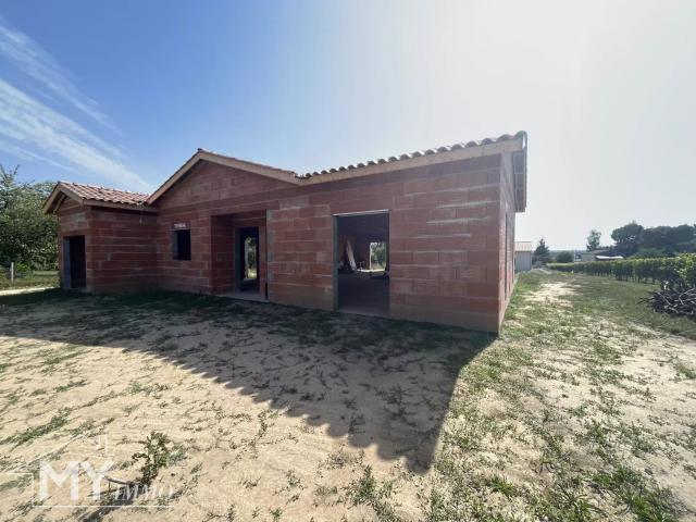 Maison 1 pièce 140 m²