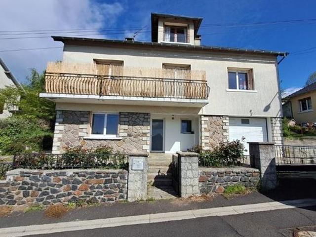 Maison 1 pièce 141 m²