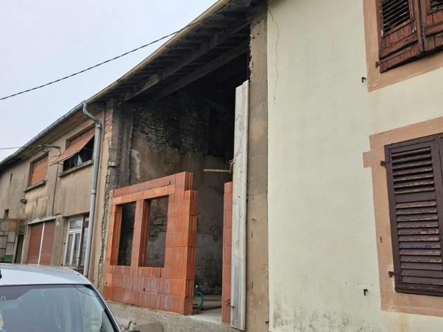 Maison 1 pièce 150 m²