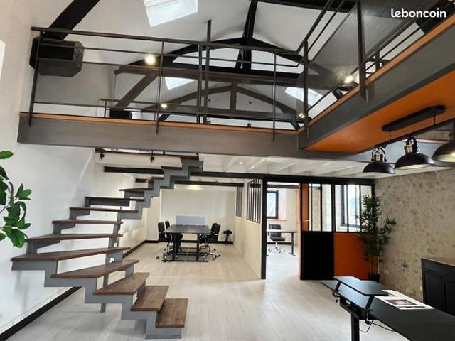 Maison 1 pièce 159 m²