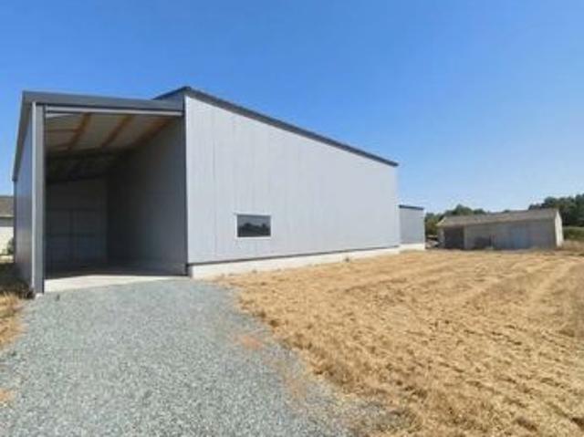 Maison 1 pièce 1700 m²