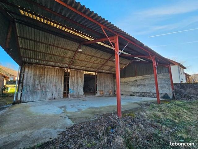 Maison 1 pièce 180 m²