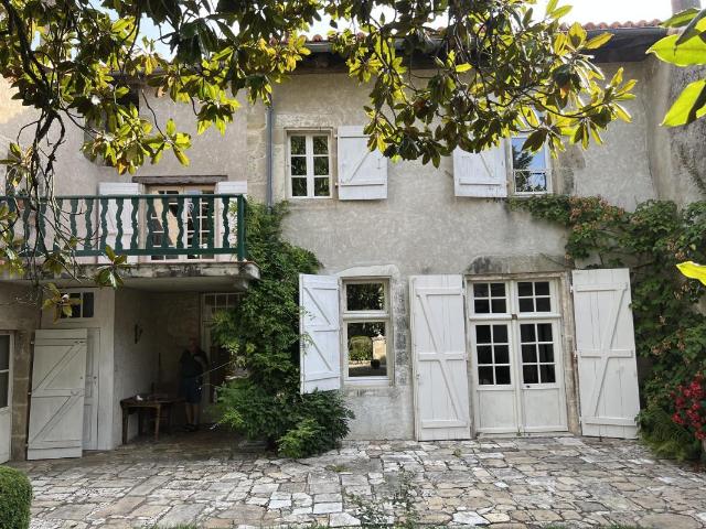 Maison 1 pièce 187 m²
