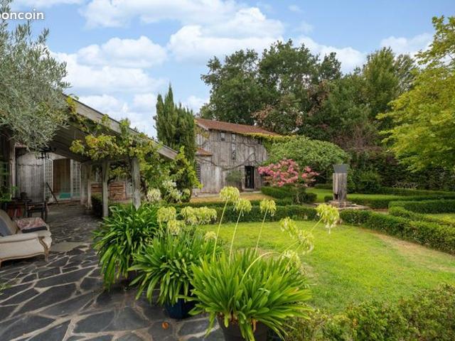 Maison 1 pièce 200 m²