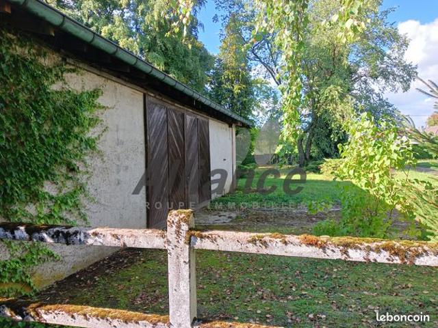 Maison 1 pièce 200 m²