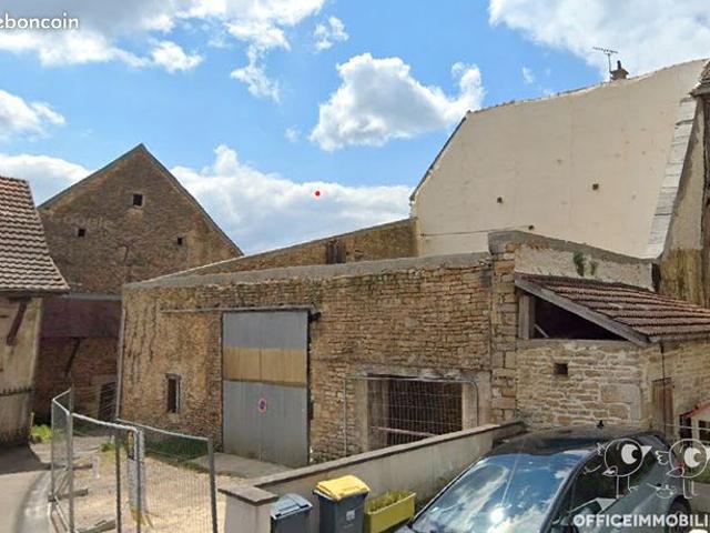 Maison 1 pièce 200 m²