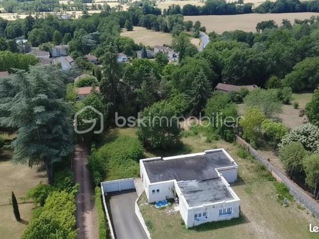 Maison 1 pièce 200 m²