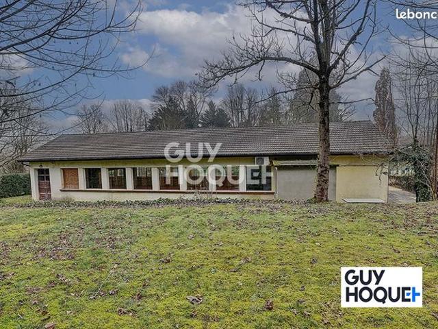 Maison 1 pièce 207 m²