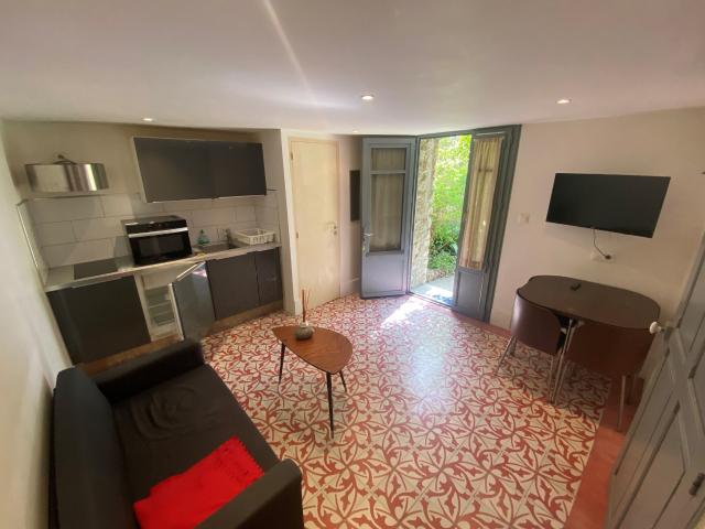 Maison 1 pièce, 27 m² à louer à Montpellier 34000