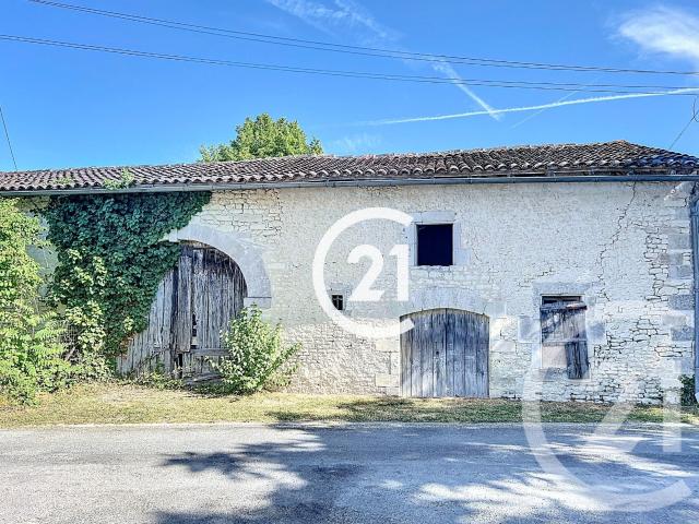 Maison 1 pièce 260 m²
