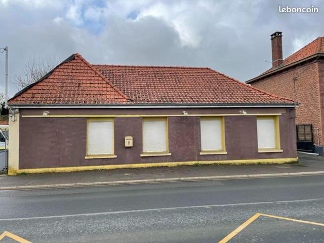 Maison 1 pièce 300 m²