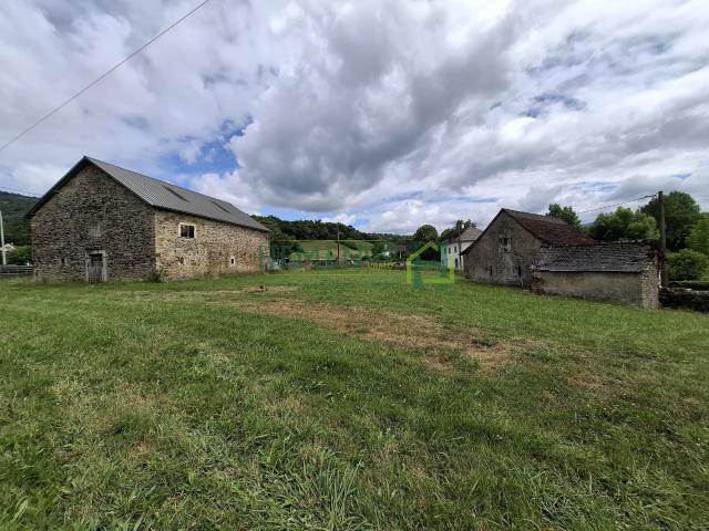 Maison 1 pièce 300 m²