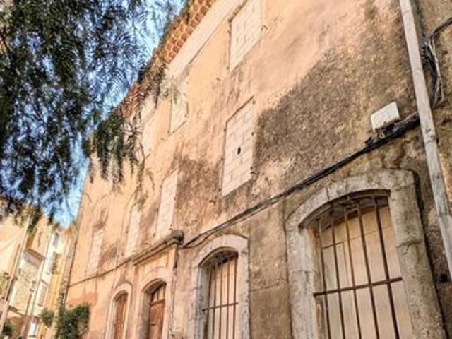 Maison 1 pièce 300 m²